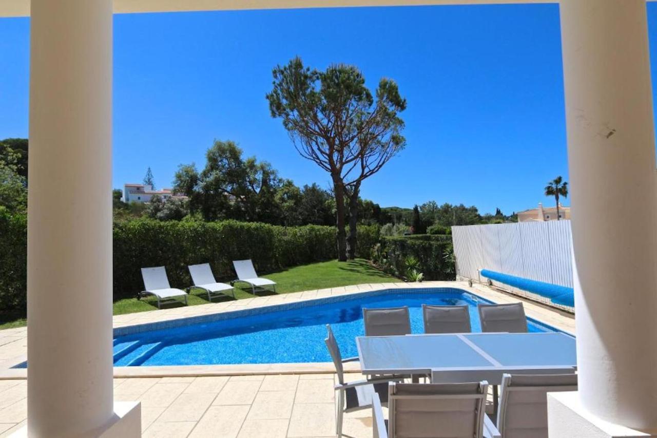 Spacious Vilamoura Villa 4 Bedrooms Villa Amendoeira Table Tennis Great Pool Area Quarteira Luaran gambar