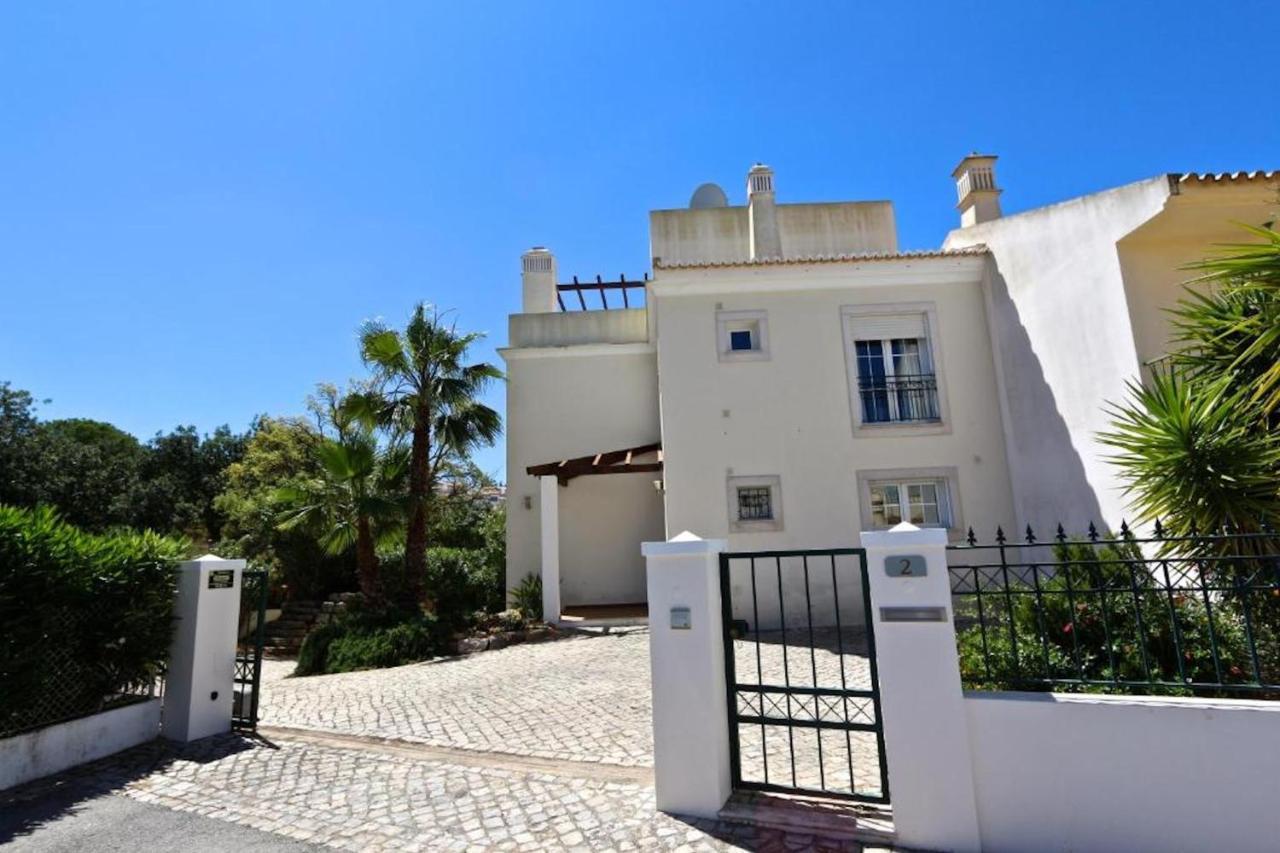 Spacious Vilamoura Villa 4 Bedrooms Villa Amendoeira Table Tennis Great Pool Area Quarteira Luaran gambar